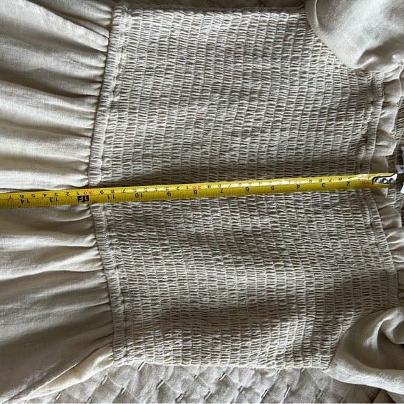 Ivy City Co Arianna Jumpsuit; Size M; Cream - Picture 6 of 13